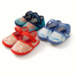 satin-baby-shoes