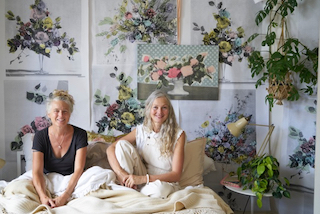 Emily-Chalmers-Deborah-Bowness-Sea-Tower-Caravan-Style-Floral-Wallpaper